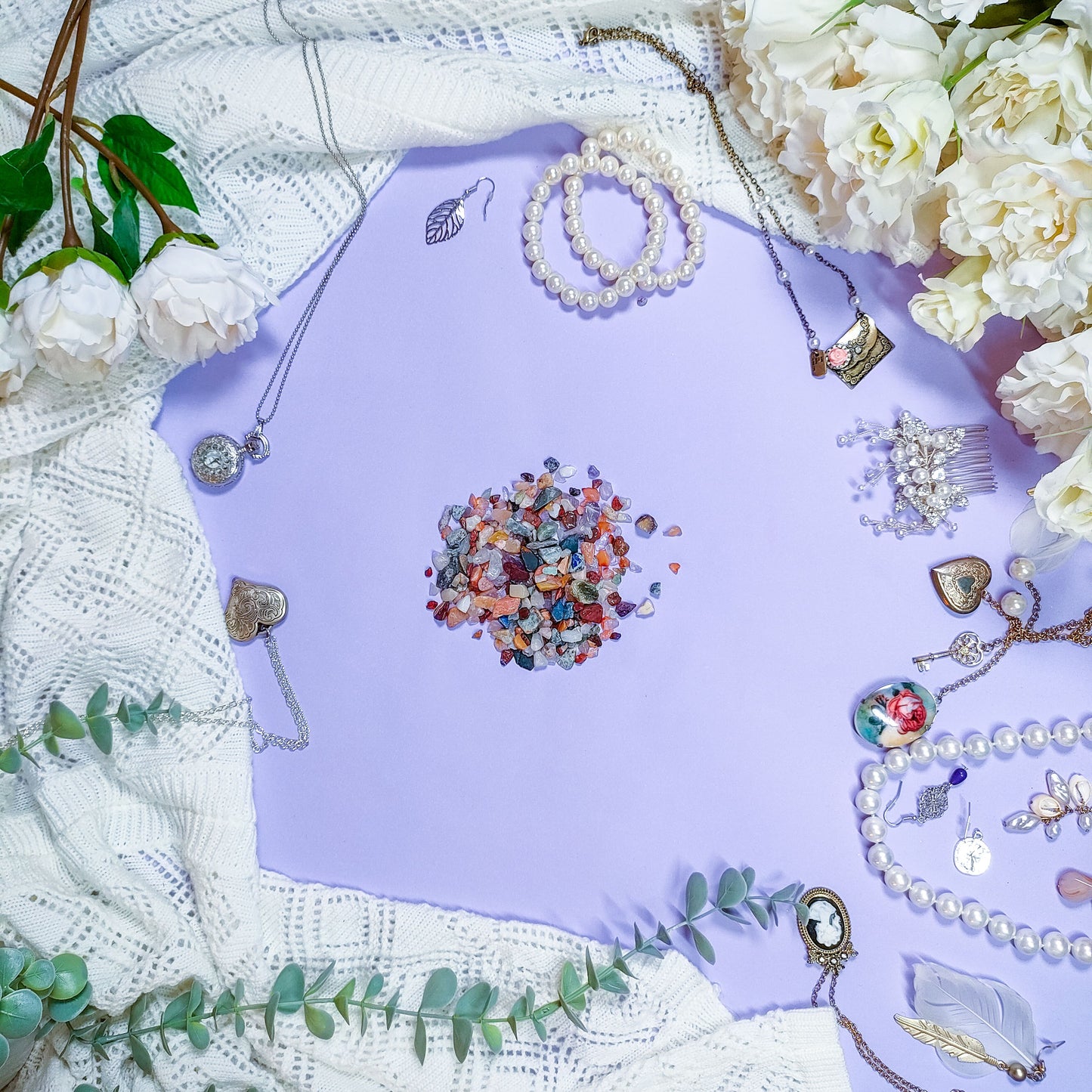 Kristallihiput - kristallit korujen valmistamiseen ja askarteluun netistä