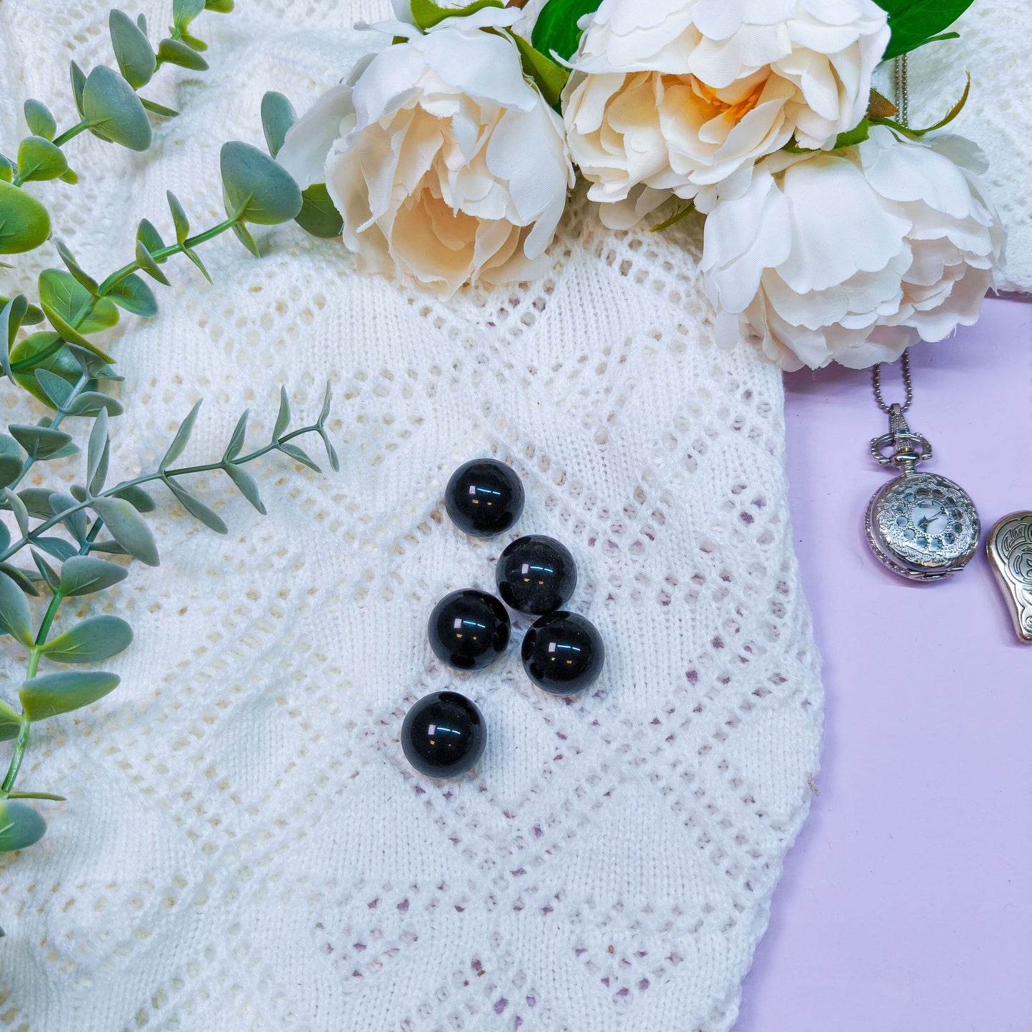 Sateenkaariobsidiaani kuula