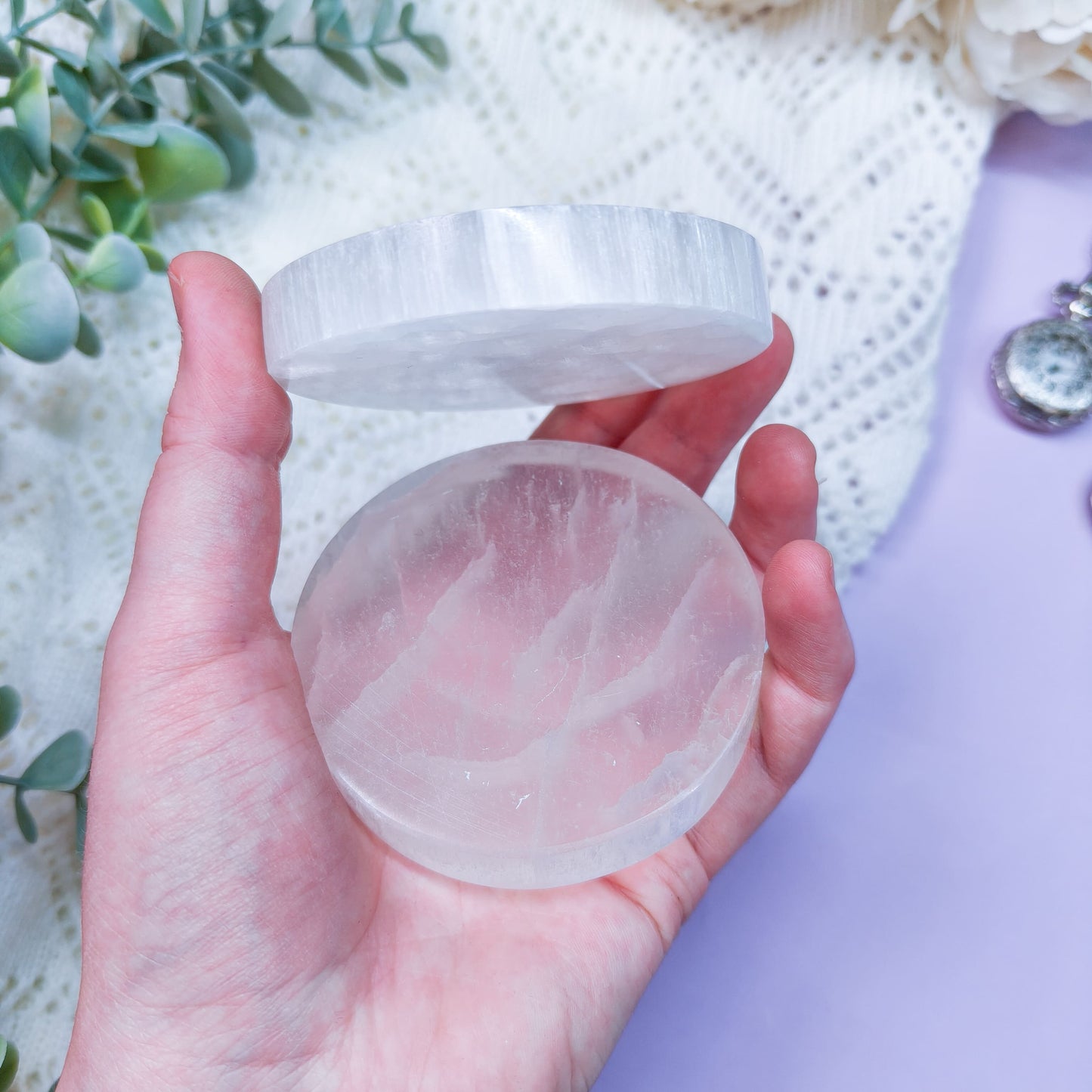 Seleniitti alusta pyöreä