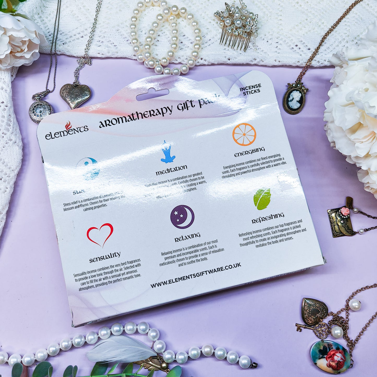 Elements suitsukesetti aromaterapia