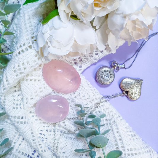 Ruusukvartsi - Witches and Familiars aloittelijan kivet ja kristallit netistä